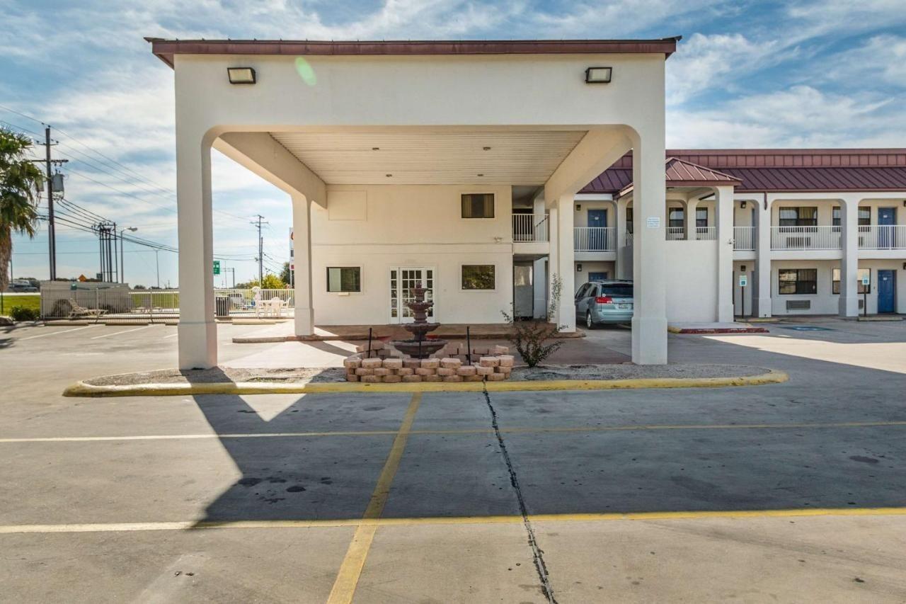Motel 6-San Marcos, Tx - North Экстерьер фото