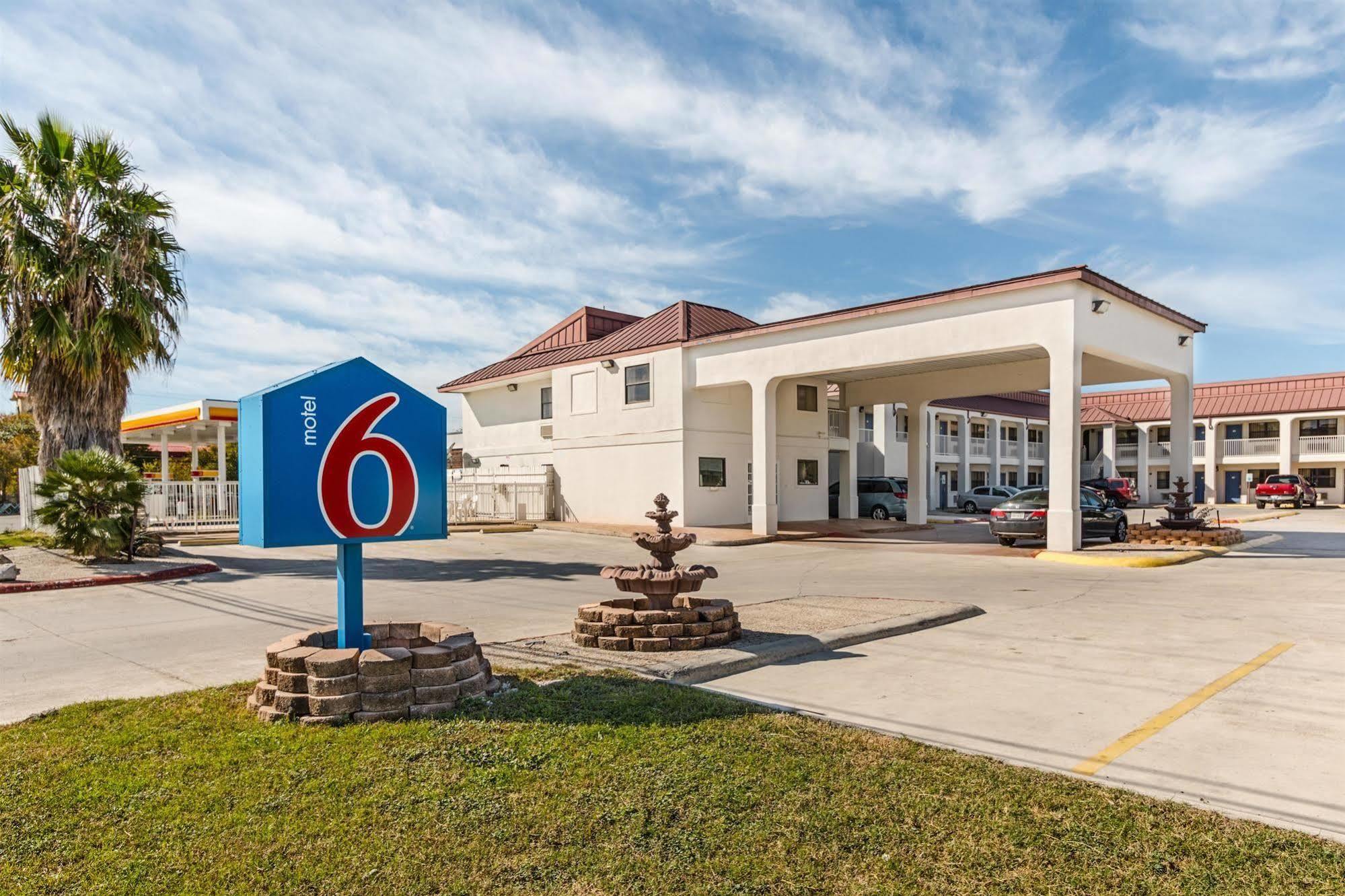 Motel 6-San Marcos, Tx - North Экстерьер фото